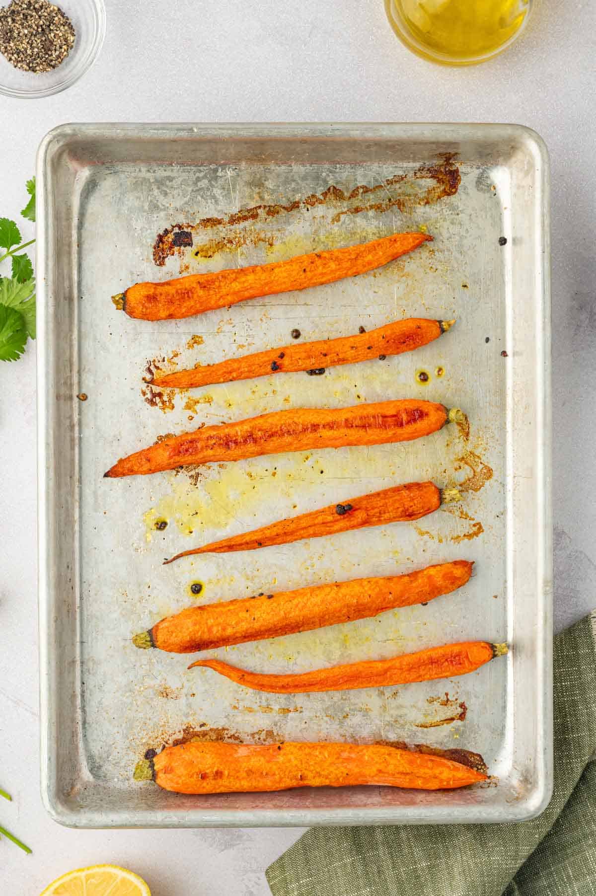 Roasted carrot hummus with canned chickpeas-Roasted carrots in the pan