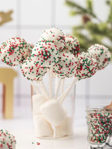 CHRISTMAS cake pops in a glass