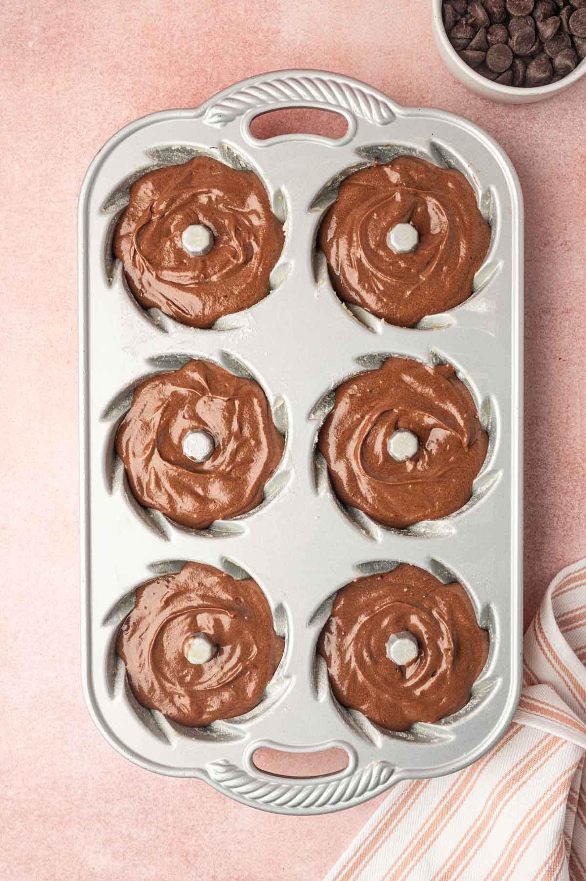 Batter divided ot the bundt cake pan.