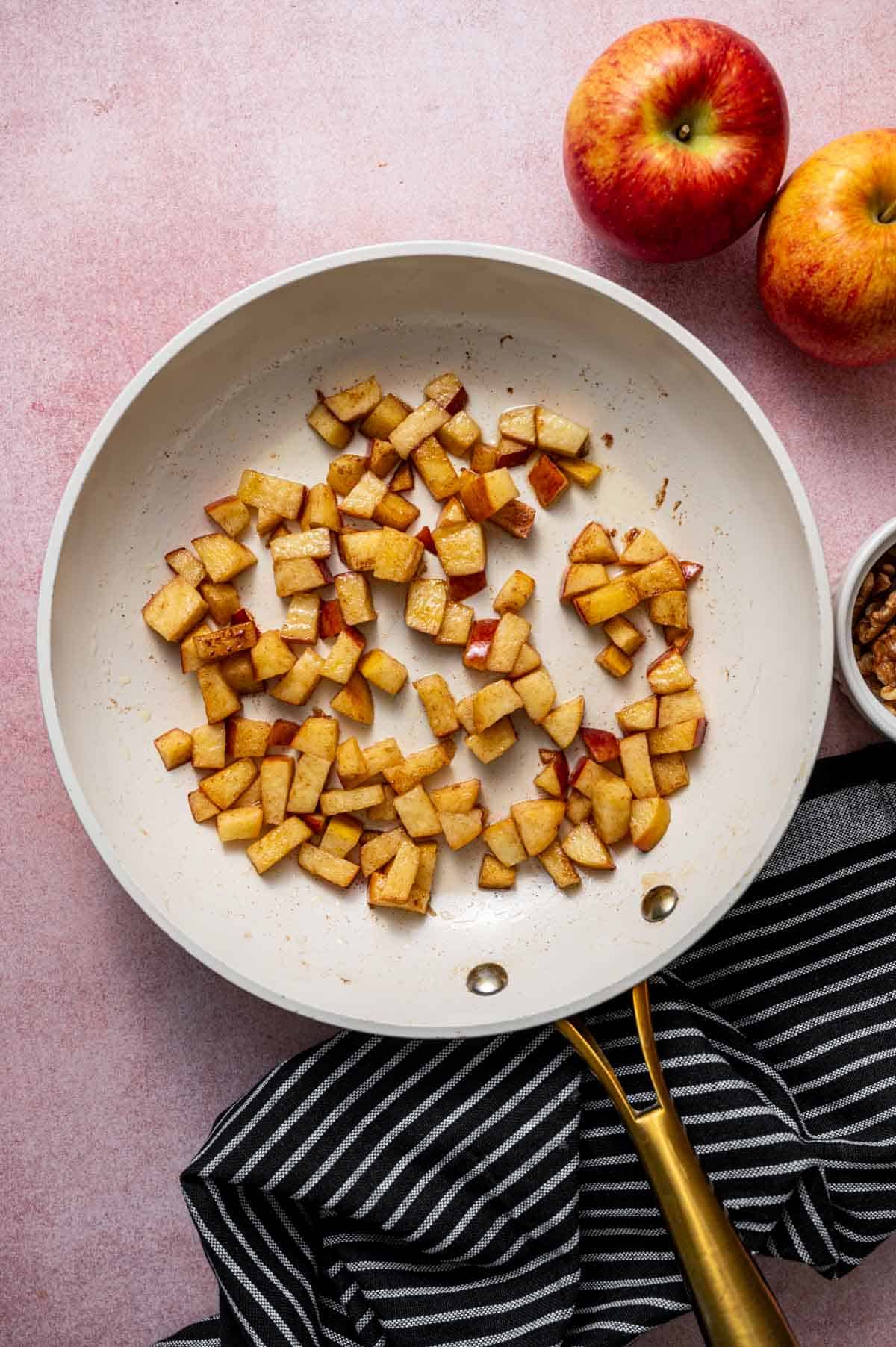 Saucepan with apple cinnamon cooked to perfection.